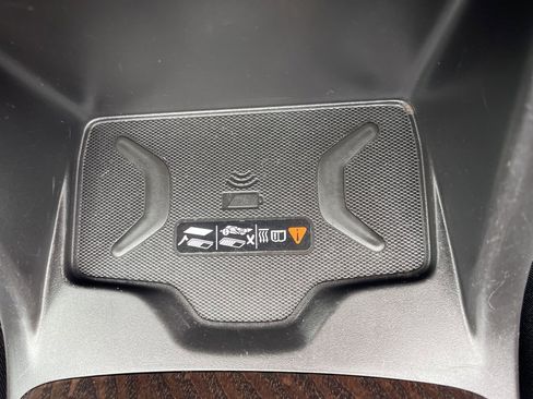 Used 2021 GMC Canyon Denali image 21