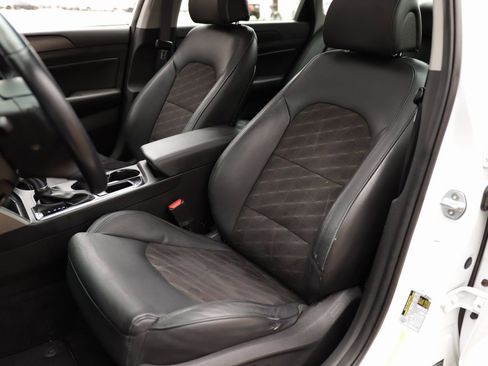 Used 2017 Hyundai Sonata Sport w/ Value Edition Package 02 image 23