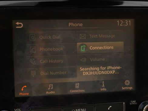 Used 2021 Nissan Titan S image 30