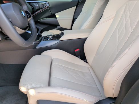 Used 2025 BMW X3 xDrive30i w/ Premium Package AWD/4WD image 25