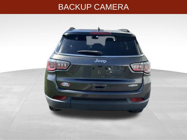 Used 2018 Jeep Compass Latitude FWD image 6