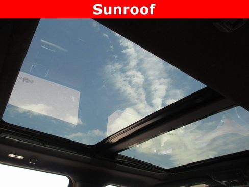 Used 2020 Ford F250 Platinum w/ Tremor Off-Road Package image 17