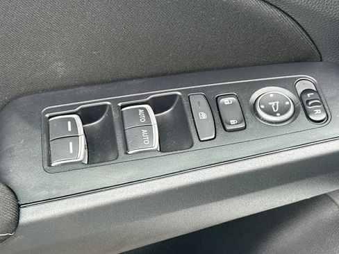 Used 2023 Honda Civic LX image 12