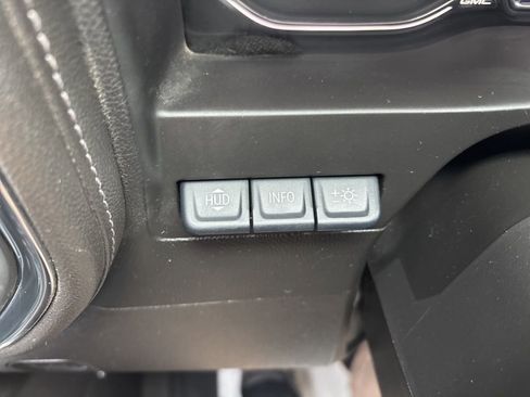 Used 2023 GMC Sierra 3500 Denali w/ Denali Ultimate Package image 21