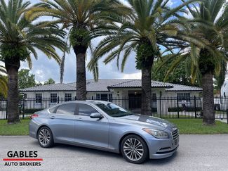 Used 2015 Hyundai Genesis 3.8 image 1
