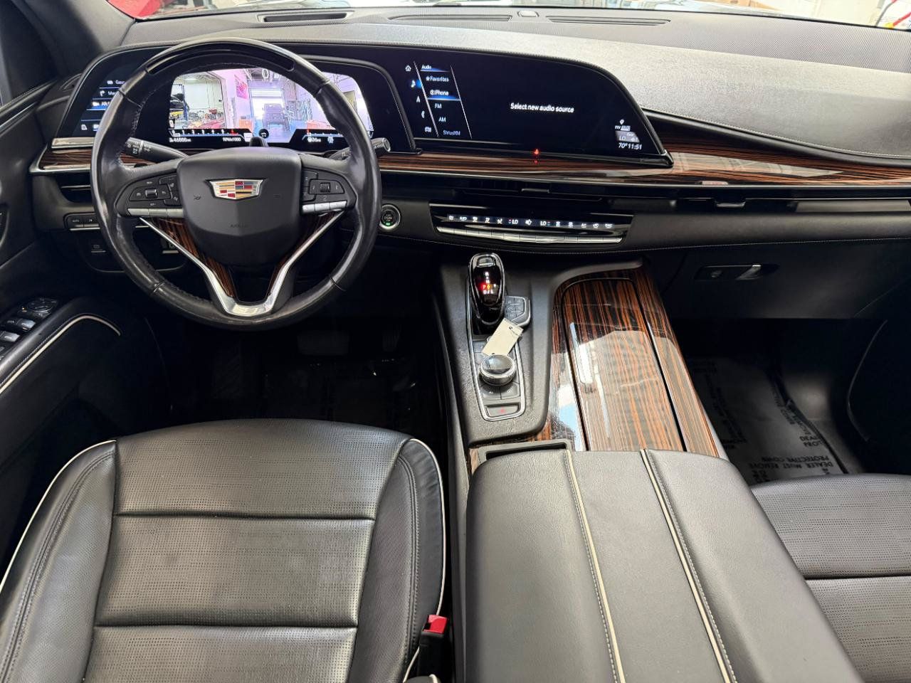 Used 2023 Cadillac Escalade Premium Luxury w/ LPO, Floor Liner Package AWD/4WD image 31