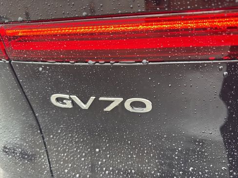 New 2026 Genesis GV70 2.5T Sport Prestige image 10