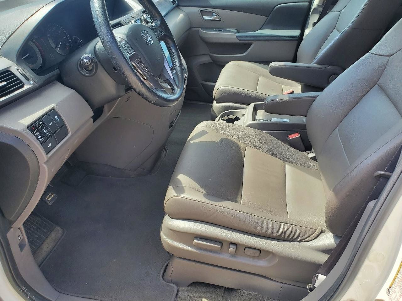 Used 2014 Honda Odyssey EX-L image 16