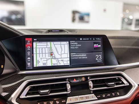 Used 2022 BMW X5 M Competition AWD/4WD image 29