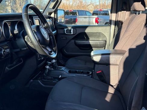 Used 2020 Jeep Wrangler Sport S image 7
