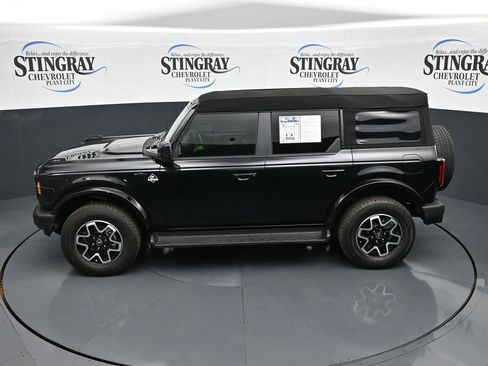 Used 2025 Ford Bronco Outer Banks image 12