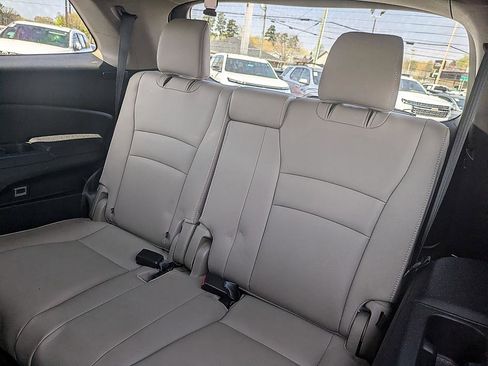 Used 2021 Honda Pilot EX-L image 32