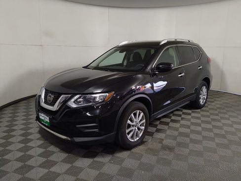 Used 2020 Nissan Rogue SV AWD/4WD image 2