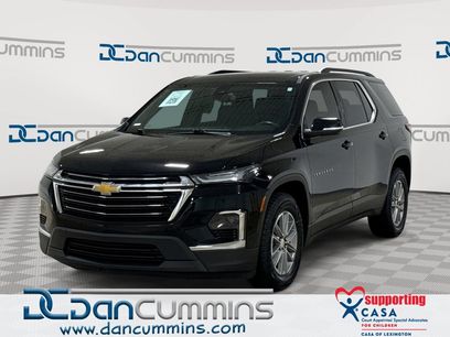 Used 2022 Chevrolet Traverse LT