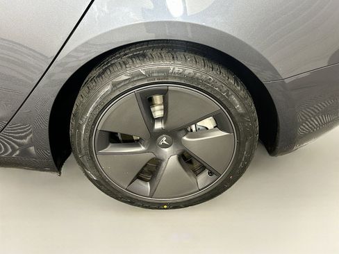 Used 2023 Tesla Model 3 Standard Range RWD image 11