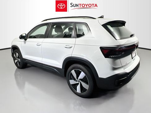 Used 2025 Volkswagen Taos S AWD/4WD image 6