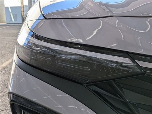 Used 2025 Hyundai Elantra SEL image 6