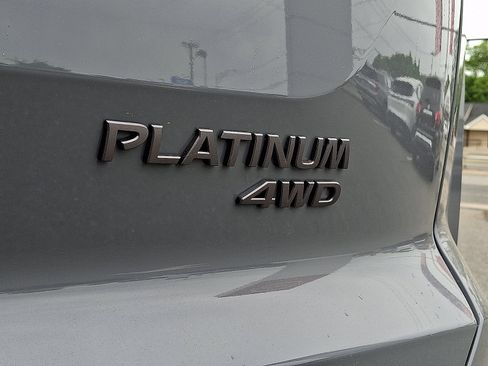 New 2026 Nissan Pathfinder Platinum AWD/4WD image 8