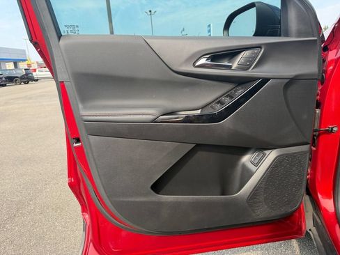 Certified 2025 Chevrolet Equinox RS w/ Safety and Technology Package AWD/4WD image 20