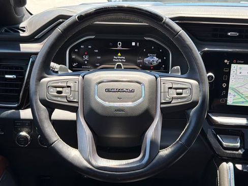 Used 2023 GMC Sierra 1500 Denali Ultimate AWD/4WD image 23