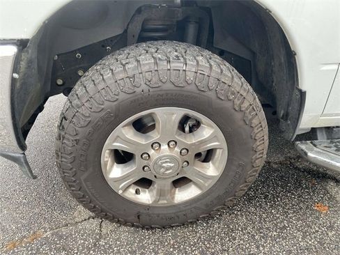 Used 2024 RAM 2500 Big Horn image 4