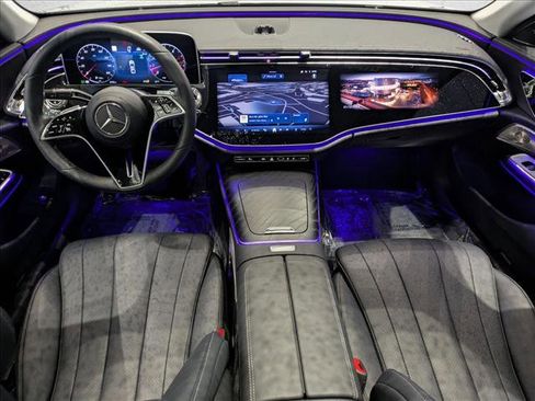 Certified 2025 Mercedes-Benz E 350 4MATIC Sedan image 18