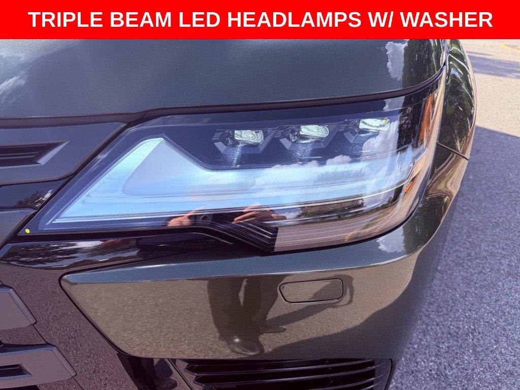 Certified 2025 Lexus LX 700h Overtrail AWD/4WD image 10