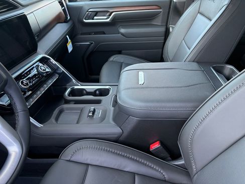 New 2026 GMC Sierra 2500 Denali w/ Technology Package image 42