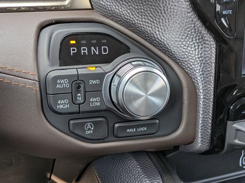 New 2026 RAM 1500 Limited w/ Trailer Tow Group AWD/4WD image 12