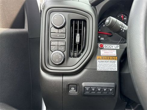 New 2025 GMC Sierra 3500 Pro w/ Convenience Package image 17