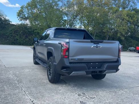 New 2026 Chevrolet Silverado EV Trail Boss image 7
