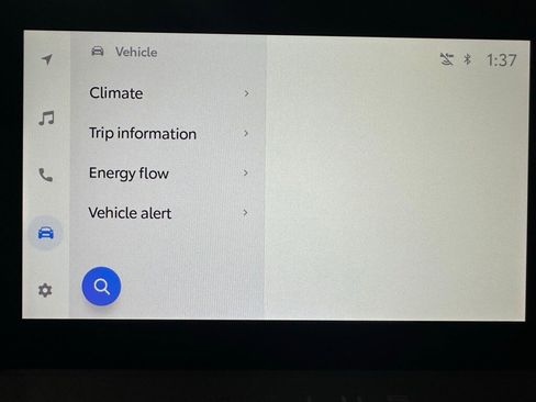 Used 2025 Toyota Prius XLE image 29