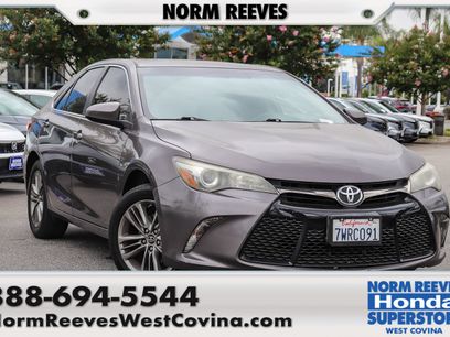 Used 2017 Toyota Camry SE w/ Moonroof Package