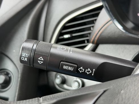 Used 2018 Chevrolet Trax LS image 33