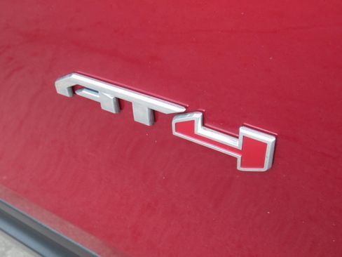 Used 2023 GMC Terrain AT4 image 6