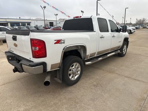 Used 2014 Chevrolet Silverado 2500 LT w/ Interior Plus Package image 28