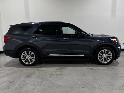 Used 2022 Ford Explorer Limited w/ Class IV Trailer Tow Package AWD/4WD image 21