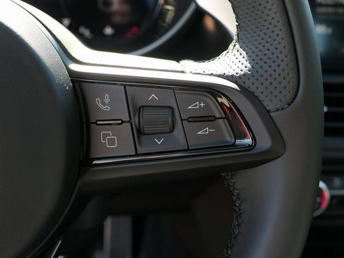 New 2024 Alfa Romeo Giulia Sprint image 17