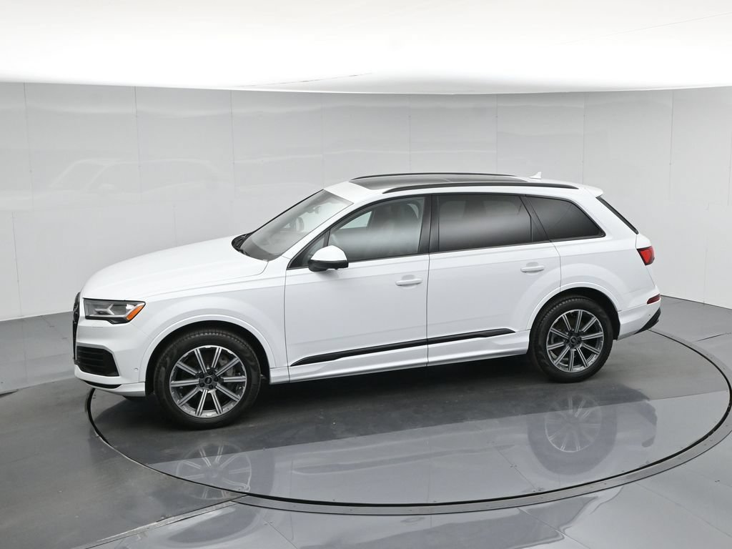 Used 2022 Audi Q7 2.0T Premium Plus w/ Premium Plus Package AWD/4WD image 44