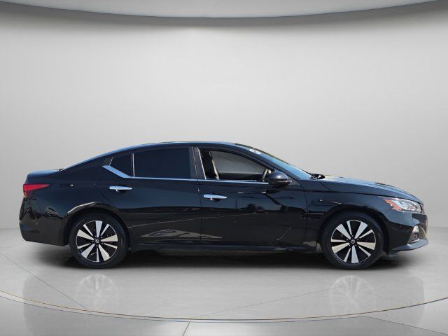 Used 2021 Nissan Altima 2.5 SV FWD image 9
