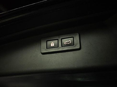 Used 2024 Subaru Outback Premium AWD/4WD image 8