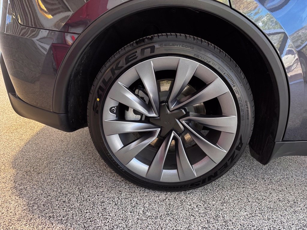 Used 2026 Tesla Model Y Long Range AWD/4WD image 7