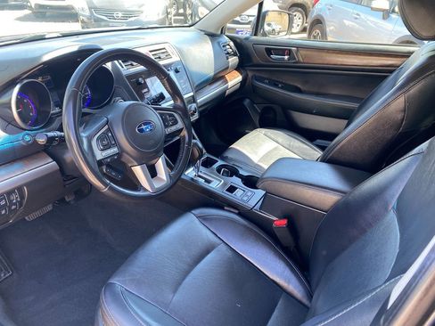 Used 2017 Subaru Outback 2.5i Limited AWD/4WD image 13
