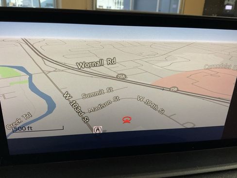 Certified 2023 Acura MDX FWD w/ Technology Package image 17