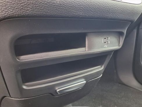 New 2026 Chrysler Pacifica Select image 8