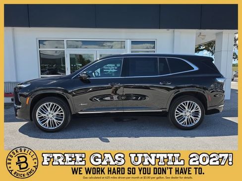 New 2027 Buick Enclave Avenir w/ LPO, Floor Liner Package FWD image 4