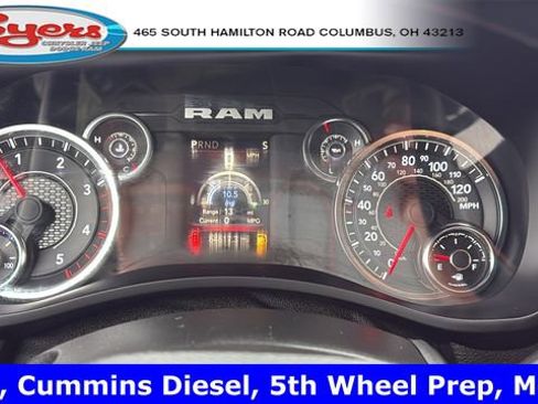 Used 2024 RAM 2500 Tradesman w/ Chrome Appearance Group image 19