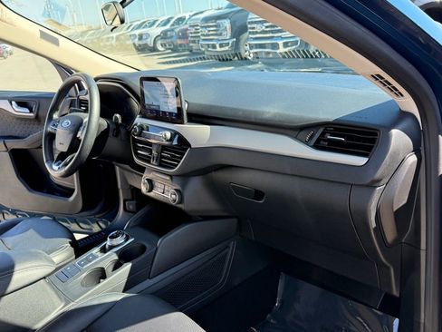 Used 2020 Ford Escape SE Sport image 14