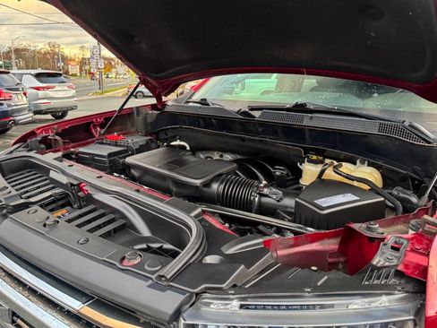 Used 2019 Chevrolet Silverado 1500 High Country image 40