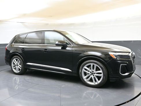 New 2025 Audi Q7 3.0T Premium Plus image 7